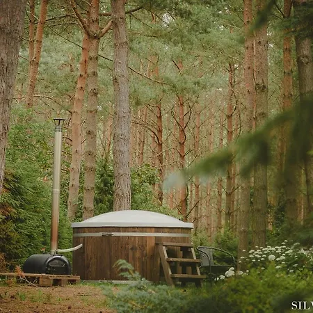 Silva - Dom Wczasowy, Tenis, Basen, Balia I Sauna Holiday home *