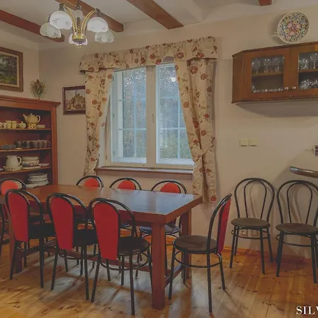 Silva - Dom Wczasowy, Tenis, Basen, Balia I Sauna Casa vacanze *