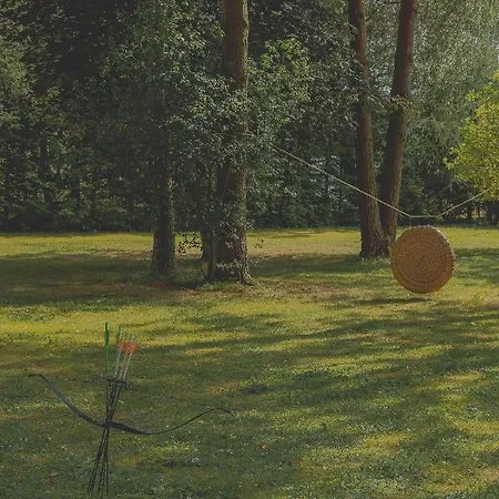 Silva - Dom Wczasowy, Tenis, Basen, Balia I Sauna Holiday home Borsk
