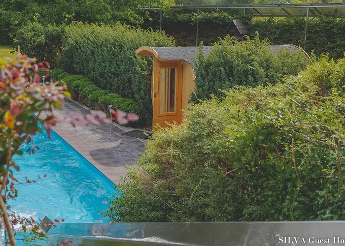 Semesterbostad Silva - Dom Wczasowy, Tenis, Basen, Balia I Sauna *