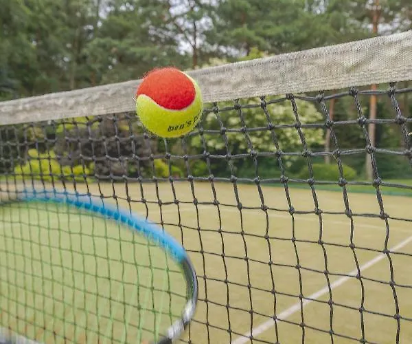 Silva - Dom Wczasowy, Tenis, Basen, Balia I Sauna Semesterbostad